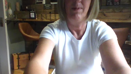 Hotwife1971  16-01-2022